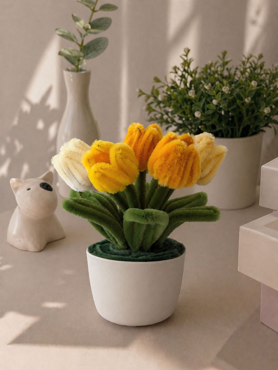 Mini Tulip Mix Pot – Sunshine yellow