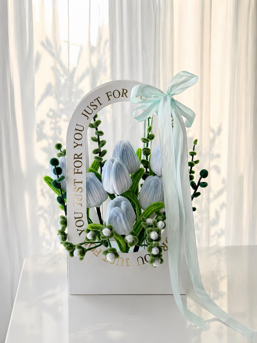 Tulip Gift Basket – Sky Blue